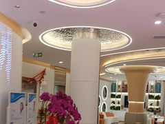 -皓齿连锁·雅贝健口腔·种植·矫正中心(虹口曲阳路店)