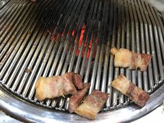 -牛信亭韩国料理·炭火烤肉(紫藤路店)