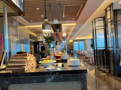 自助取餐区-云端西餐厅(南宁龙光那莲豪华精选酒店)