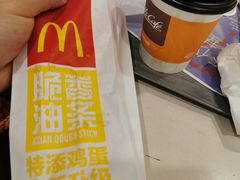 -麦当劳(轻轨曹杨路店)