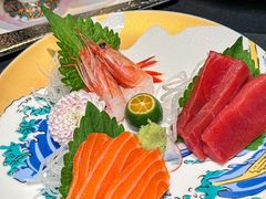 -铭牛烧肉·和牛海鲜自助(高新月牙湖店)