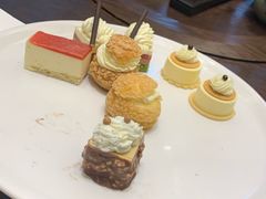 -满江红四季餐厅 · 国家五钻级酒家(新纪元大酒店店)