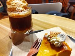 -C.Y Cafe