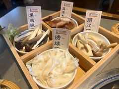 -阿婆情腊排骨火锅·野生菌季(古城旗舰店)