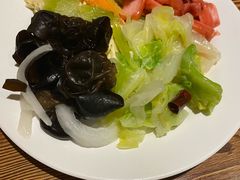 -清真吴记门钉肉饼·喜多利