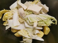 -粘豆包铁锅炖二部(温泉街店)