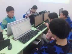 -童程童美·信息学竞赛·乐高机器人编程(长宁来福士校区)