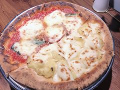 双拼披萨-Primo·丽莫意大利窑烤披萨