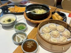 -馋三尺蟹粉小笼(人民广场店)