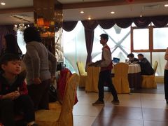 -御满江海鲜酒家(洛溪新城店)