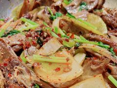 主打的干锅鸭头-安诚居干锅鸭头(八角店)