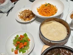 -梅利汴京烤鸭•开封豫菜地标店(东大街店)