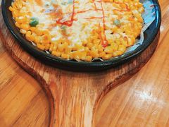 料理烤芝士玉米粒-老东镇啤酒屋海鲜加工·蒸汽海鲜·海鲜烧烤(台东店)