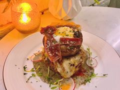 -Oasis Bar & Grill