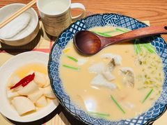 -荣家黄鱼面(前滩太古里店)