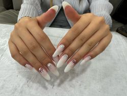 -斯馨·健康美甲美睫