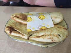熏肥肠鞋底火烧-宝光熏肉鞋底火烧(新街口店)