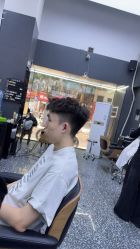 -藤野造型专业烫染接发