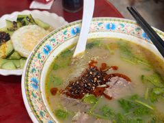 -金杨拉面王小吃面馆·牛三宝面·红烧牛肉粉