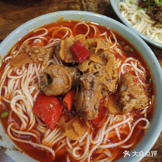 罗记仔姜鸭子面(春华路分店)