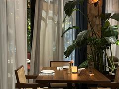 -Osteria Garden 生蚝花园餐厅(原进贤路店)