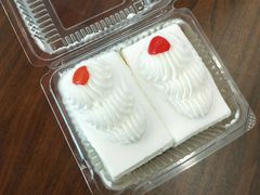 -红宝石·鲜奶小方·海派西点房(南丹店)