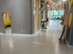 -艾悠宝亲子游泳俱乐部