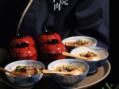 -铭牛烧肉·和牛海鲜自助(高新月牙湖店)