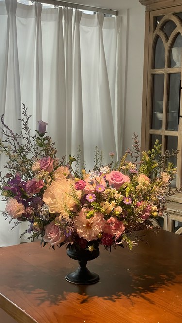 雨中插花☔️💐不要太浪漫