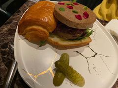 鹅肝牛肉汉堡-Lets burger非常汉堡·环球风味(蓝色港湾店)