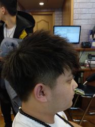 -小齐发型Star~salon
