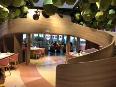 -水桶王国主题餐厅·聚会·生日派对·亲子活动·家庭套餐(亚龙湾希尔顿店)