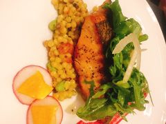 -WOLFGANG PUCK KITCHEN & BAR(迪士尼小镇店)
