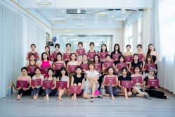 -亚太瑜伽普拉提学院