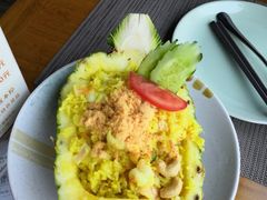 菠萝海鲜炒饭-mango tree芒果树泰国餐厅(青岛万象城店)