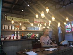 点击看大图 前台-青木造型HAIR·あおき髪を刈る潮人店