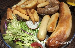 Super Big Big Big Sausage Platter