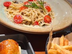 -CRAZYONES西班牙海鲜饭(上海美罗城店)