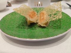 -品海楼·大连海胆锅贴馆(东港店)