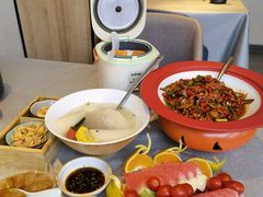 -有红鸡毛店·川菜(建设路店)