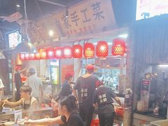-萍姐火锅·公路夜市(武汉首店)