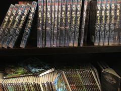 -钟书阁(松江泰晤士小镇店)