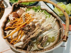 -牛人日志·鲜牛肉骨汤火锅(万科里瑧店)