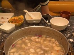 -一席地·本地鸡窝·杭帮鸡火锅(萧山银隆百货店)