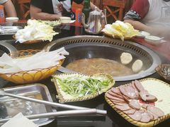 -哈尔滨东北铁锅炖(都督街店)