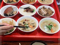 -蓝田九大碗民俗食府(蓝田店)