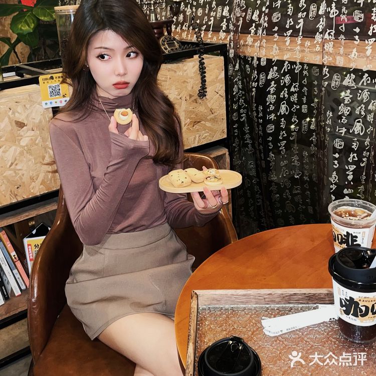 广州｜在番禺🔥这家咖啡店拍照也太好看了[流泪]