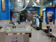 大堂-重庆麻辣烫(国权路店)