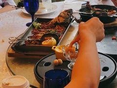 -香格里拉鱼跃地中海西餐厅·牛排披萨