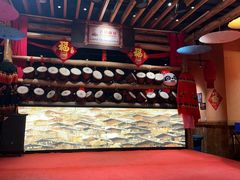 -老滇山寨•云南特色菜•地方菜•民族风情歌舞表演(金碧店)